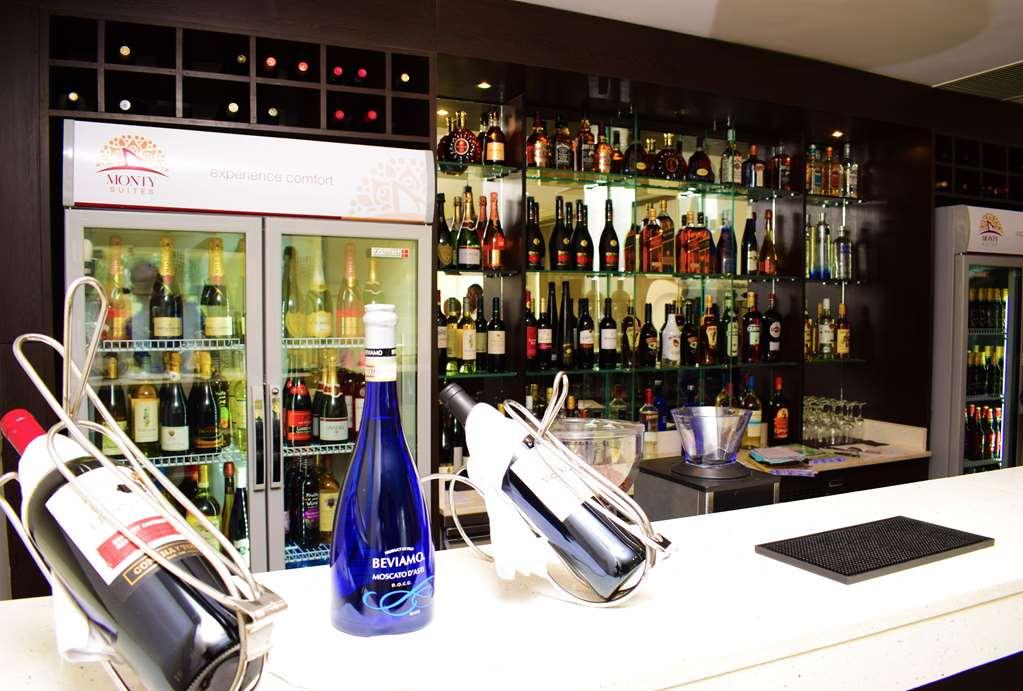 Monty Suites & Golf Uyo Restaurant foto