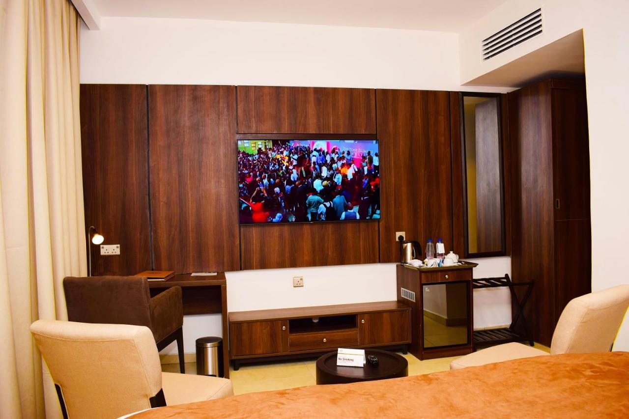Monty Suites & Golf Uyo Exterior foto